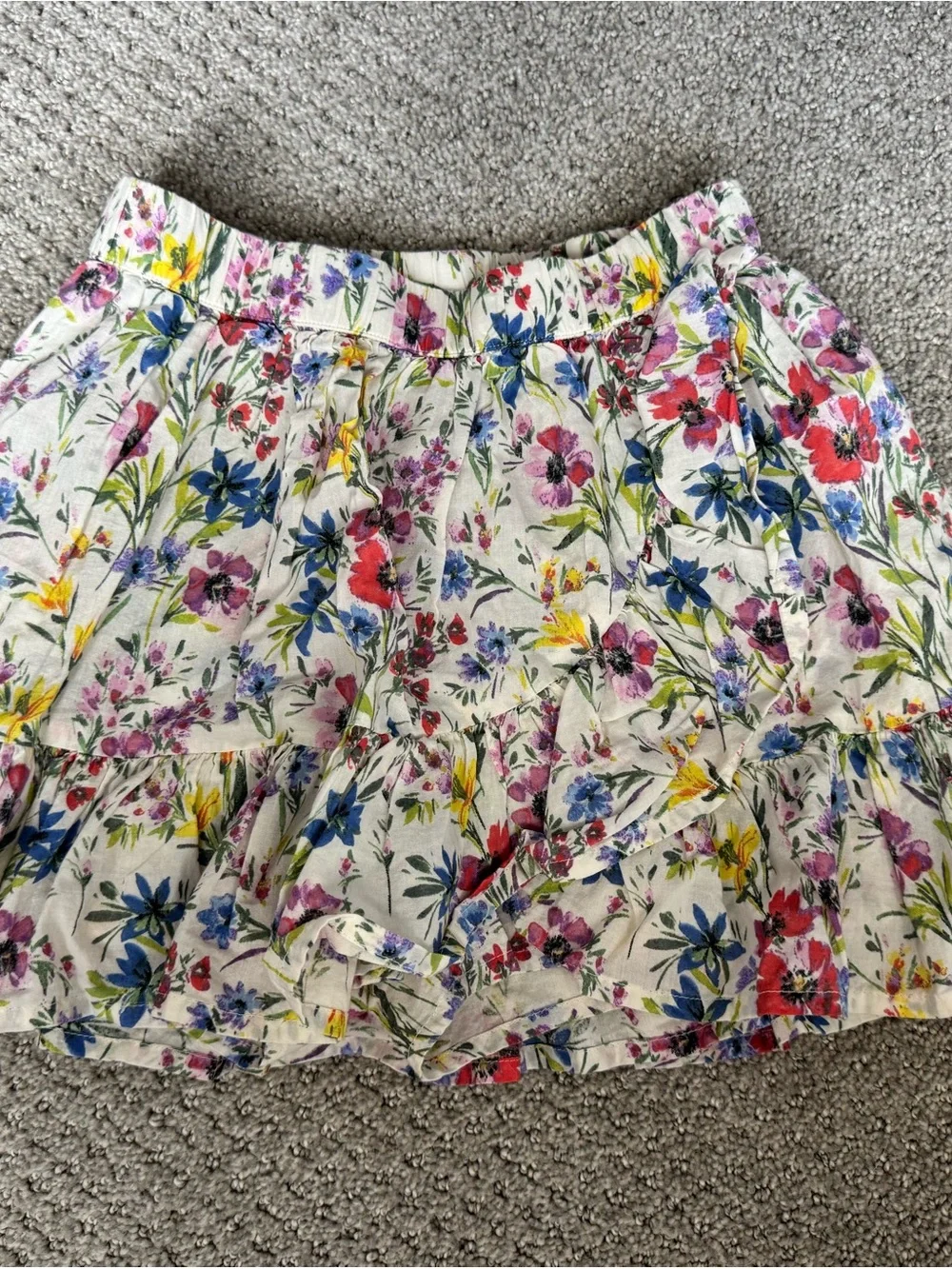 GAP Kids MediumWhite Tiered Floral Skirt with Red, Blue, Yellow & Purple Flowers